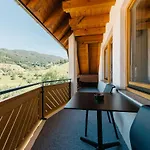 Moderne 2 Zi.-fewo Blackforest Art Naehe Freiburg *