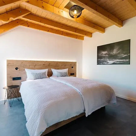 Moderne 2 Zi.-fewo Blackforest Art Nähe Freiburg Apartment Simonswald